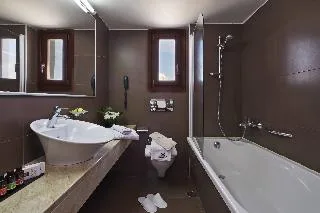 Aressana Spa Hotel and Suites — 6D/5N Santorini
