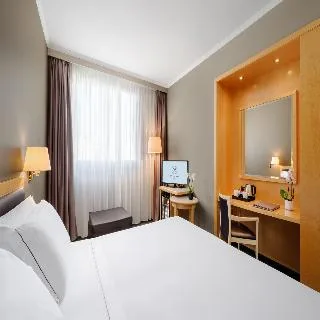 City Life Hotel Poliziano — 4D/3N Milan