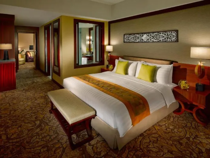 Dusit Thani Dubai — 5D/4N Dubai