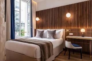 Hotel Lord Byron — 5D/4N Paris