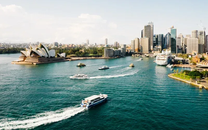 Veriu Central — 4D/3N Sydney, NSW